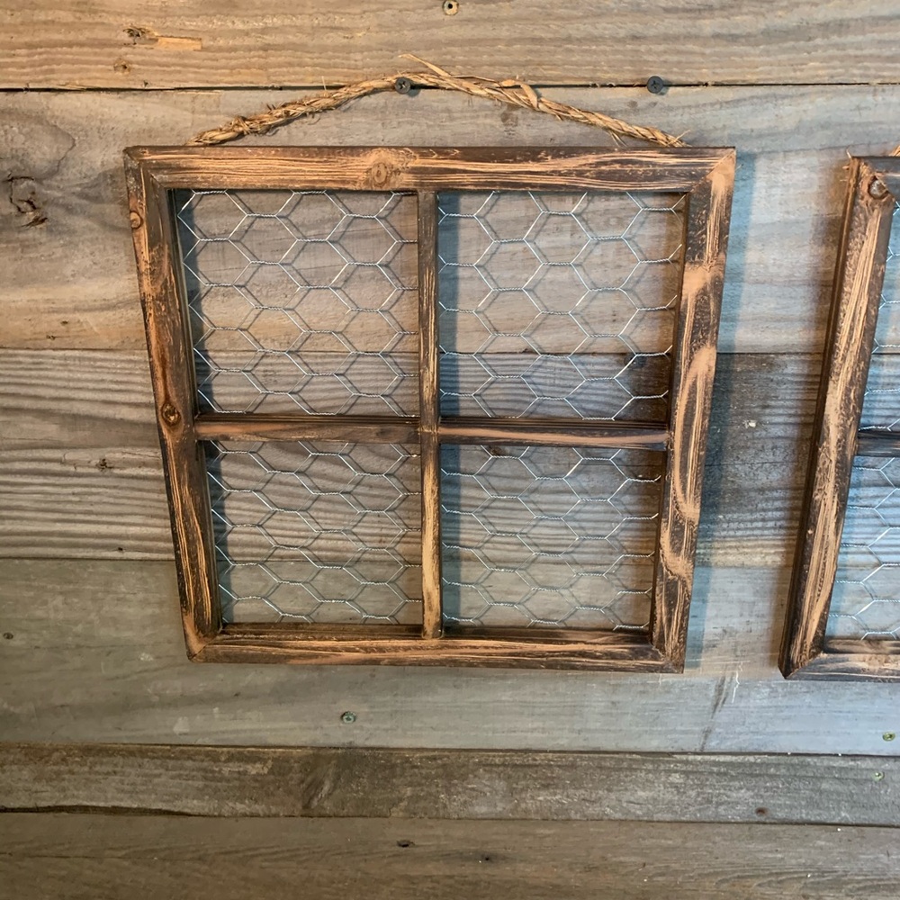 Set Of 2 Farmhouse Chicken wire Frames - Picture 2 of 4
